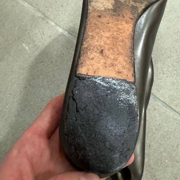 Salvatore Ferragamo Metallic Brown Leather Flats - Picture 7 of 10